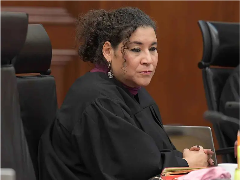 Lenia Batres abandona sesión de la SCJN y deja al Pleno sin quórum