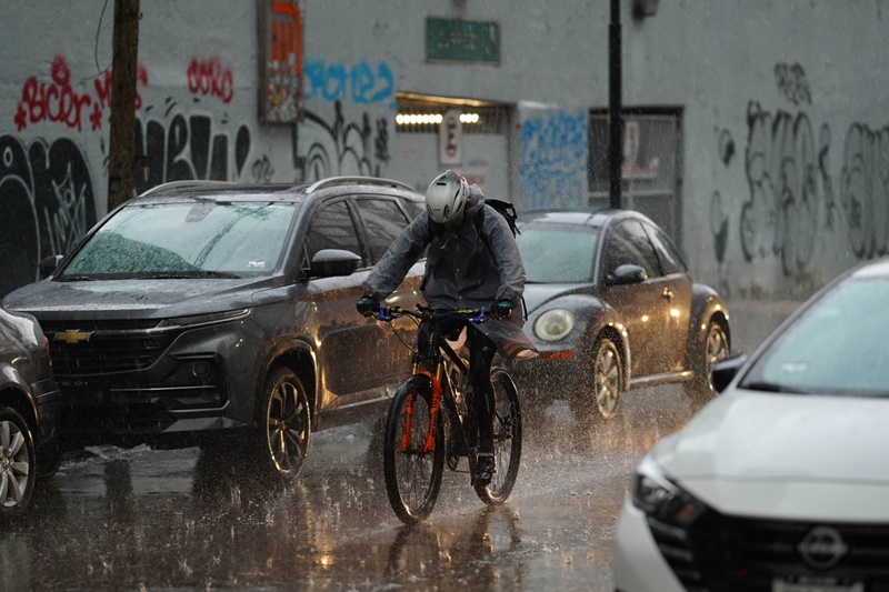 Atención capitalinos: lluvias fuertes y ráfagas de viento sacudirán la Ciudad de México