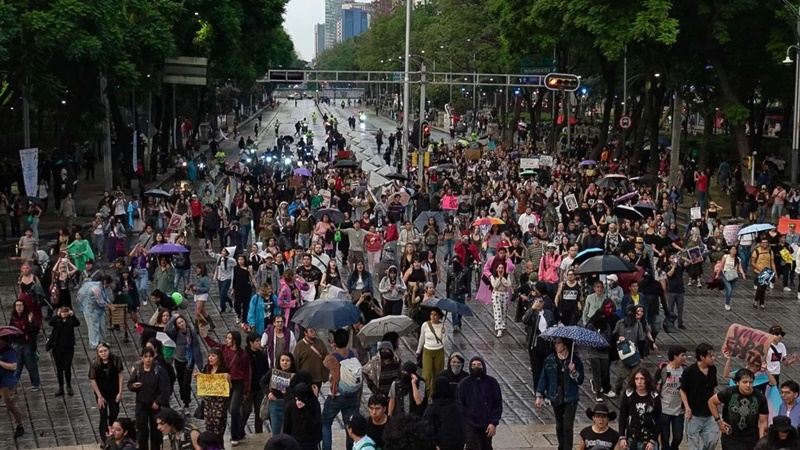 CDMX: caos vial y marchas bloquean avenidas principales