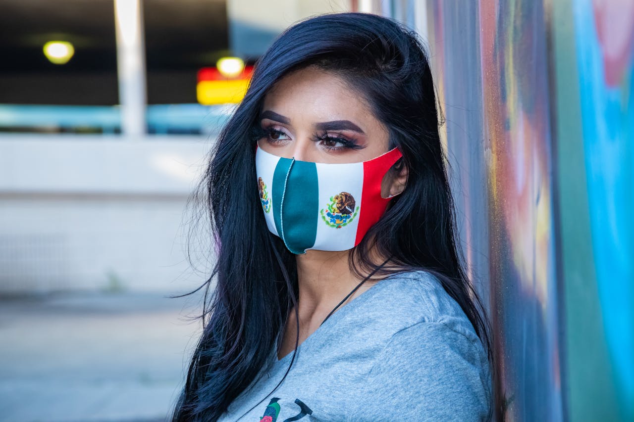 Historia y Significado de la Bandera de México: Símbolo de Unidad Nacional