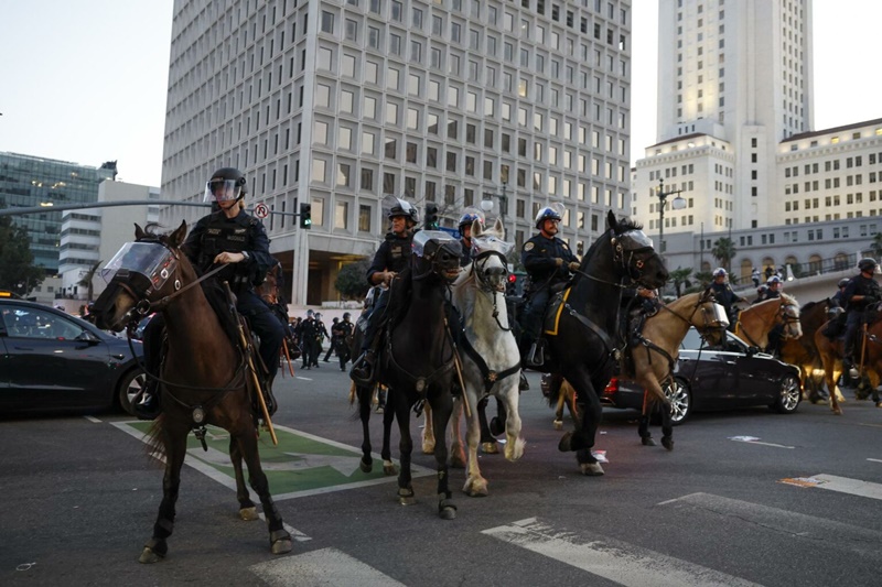 Corte Suprema de EE. UU. autoriza redadas migratorias en Los Ángeles