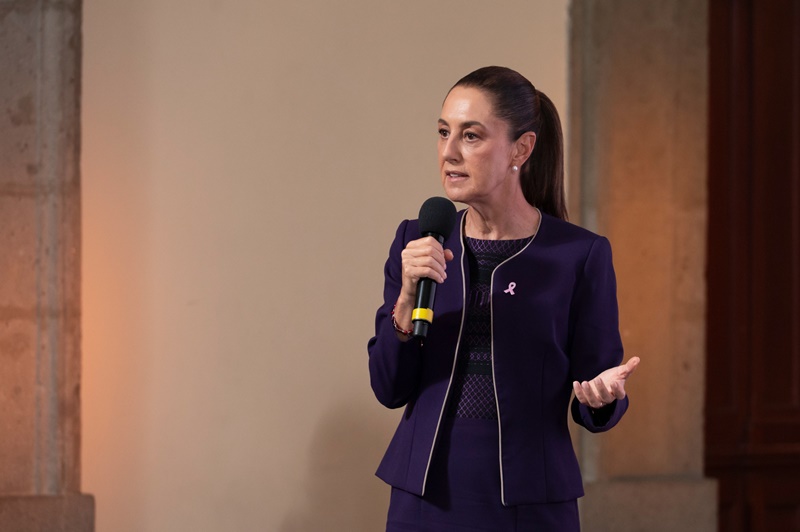 Sheinbaum confirma más de 2 mil mexicanos detenidos en redadas en EE.UU.