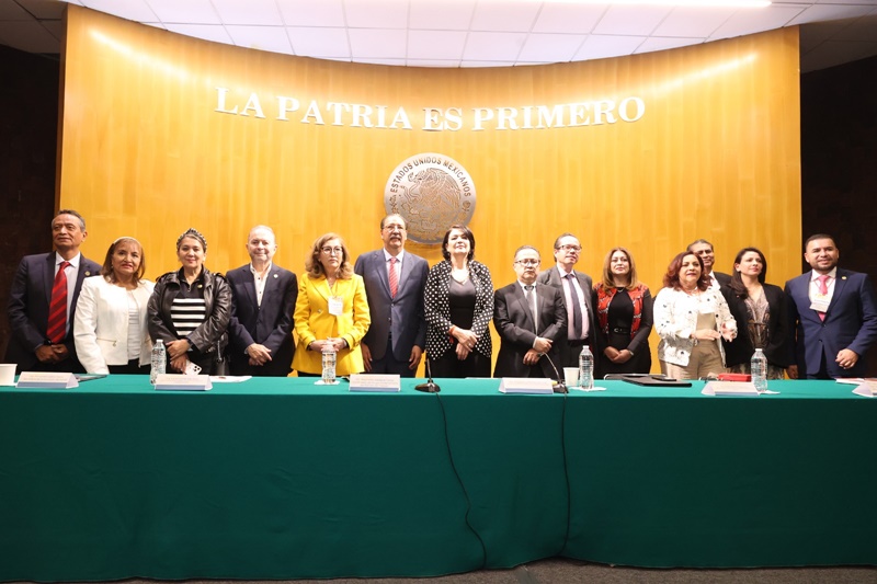 El Congreso alza la voz por los médicos residentes