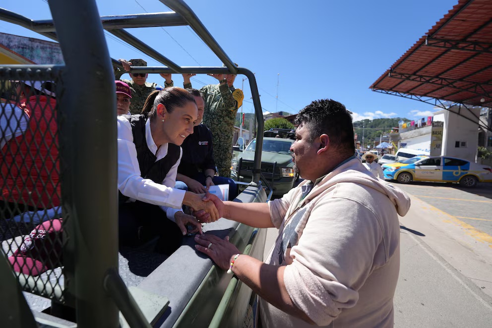 Sheinbaum aclara diálogo con ciudadano en Tianguistengo: sin fines políticos