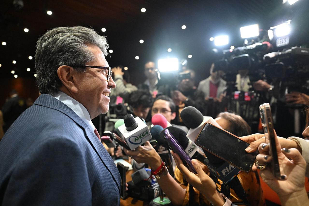 Monreal prevé votar las leyes de Ingresos y de Amparo la próxima semana