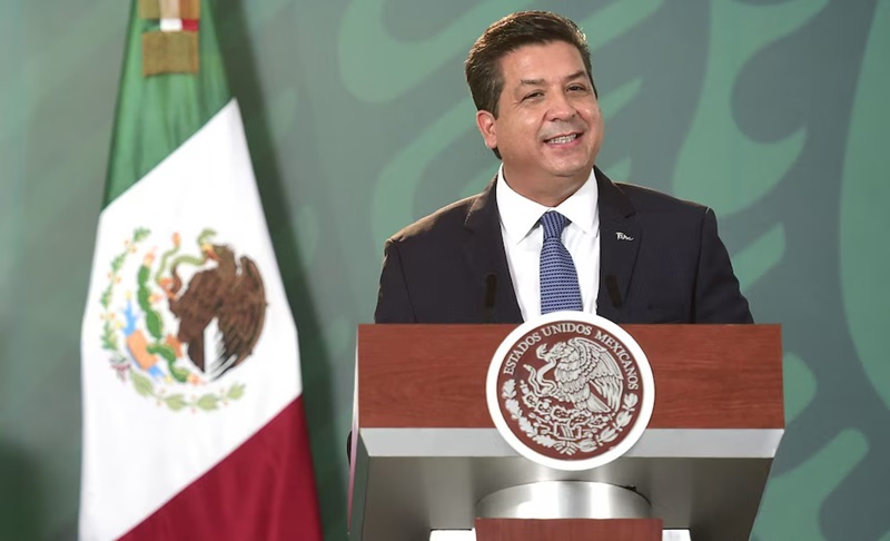 García Cabeza de Vaca responde a Luis María Alcalde por acusaciones de corrupción