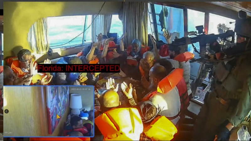 Israel deporta a 137 activistas de la Flotilla Sumud rumbo a Turquía