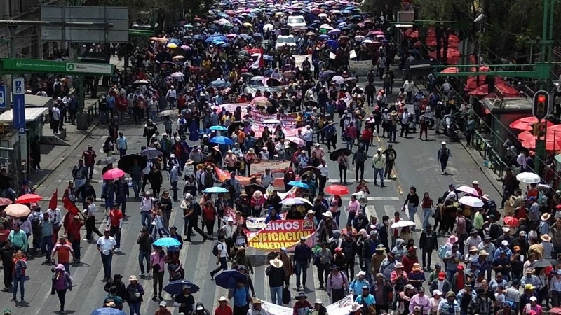 Caos vial en CDMX: Marchas, obras y cierres complican la movilidad este jueves