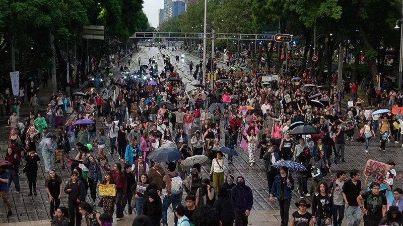 CDMX en caos: marchas, bloqueos y tráfico infernal este jueves
