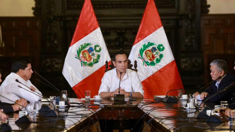 Perú rompe con México por asilo a ex primera ministra