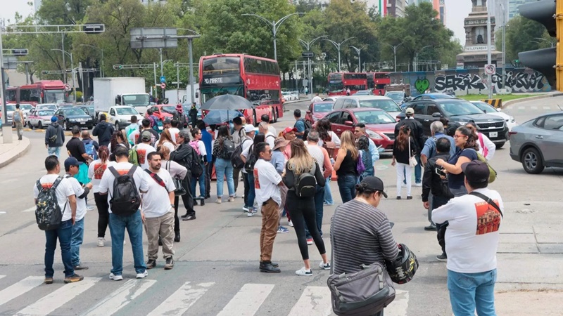 Tráfico pesado y movilizaciones complican la movilidad este martes en CDMX