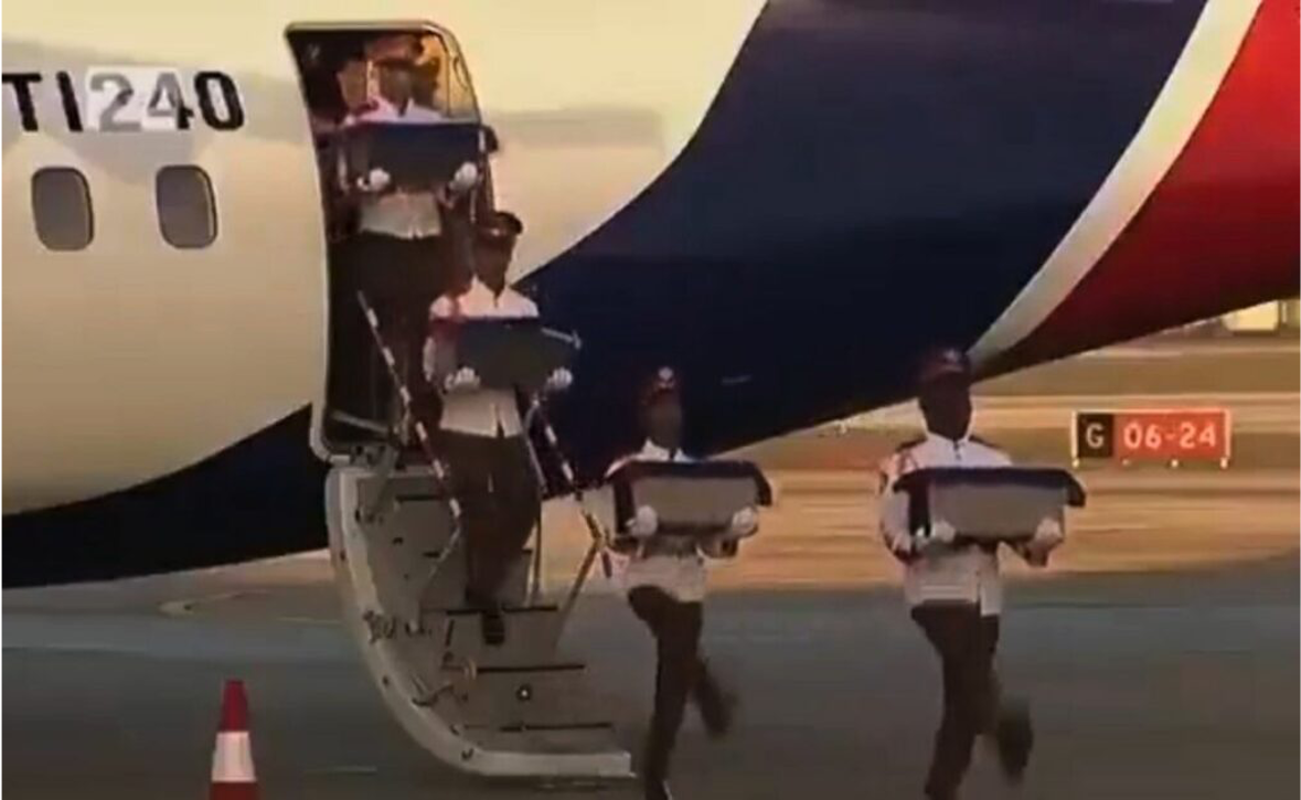 Llegan a Cuba los heridos y los cuerpos de militares tras los ataques de EE.UU. en Venezuela