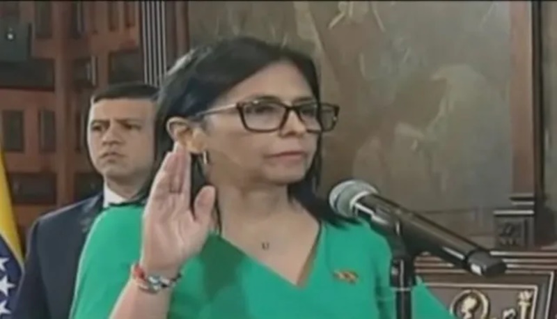 Delcy Rodríguez asume presidencia interina de Venezuela tras captura de Maduro