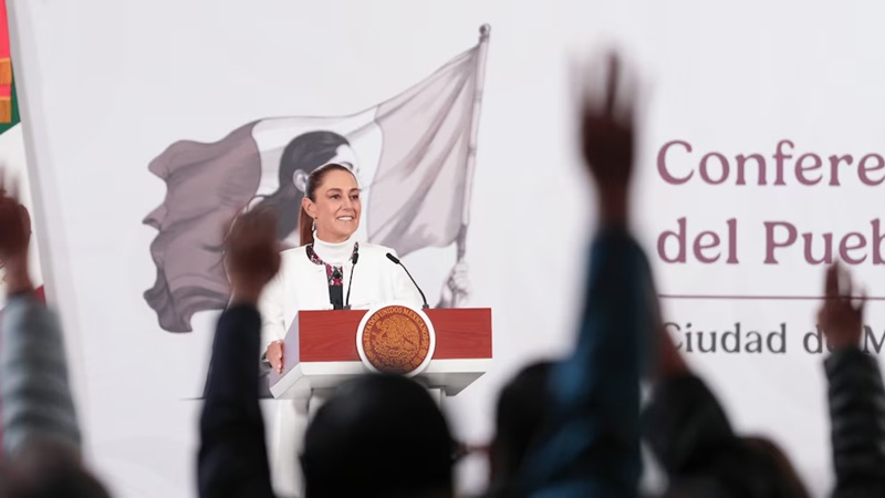 Claudia Sheinbaum analiza demanda contra Elon Musk