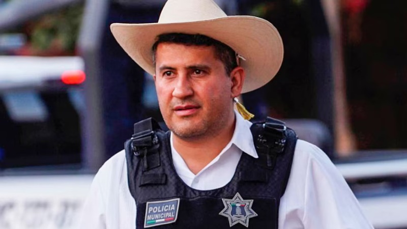 Avanza investigación por asesinato de exalcalde Carlos Manzo