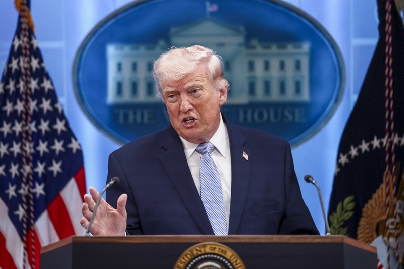 Trump amaga con aniquilación: ultimátum a Teherán escala el conflicto global