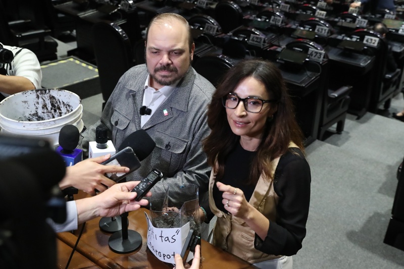 Laura Ballesteros exige renuncia en CNDH por desapariciones y derrame