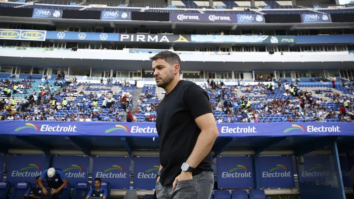Cruz Azul cesa a Nicolás Larcamón tras racha de nueve partidos sin ganar